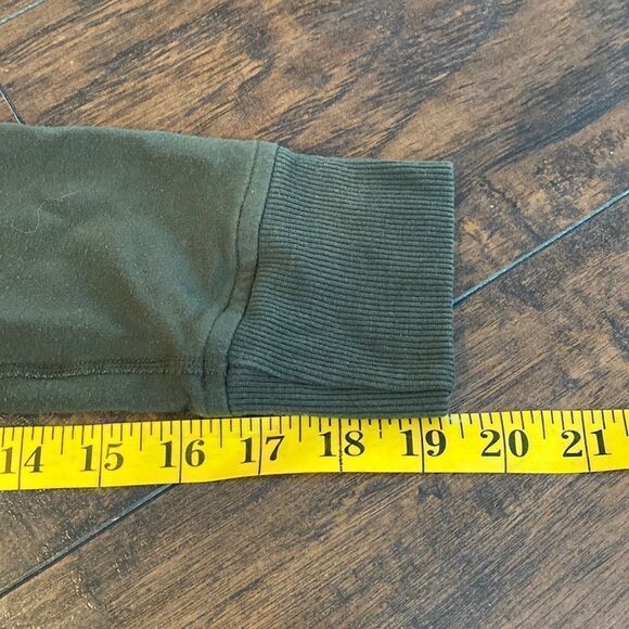 Lululemon Army Green zip up sweatshirt size 6 no size tag check pics GUC - Picture 9 of 10